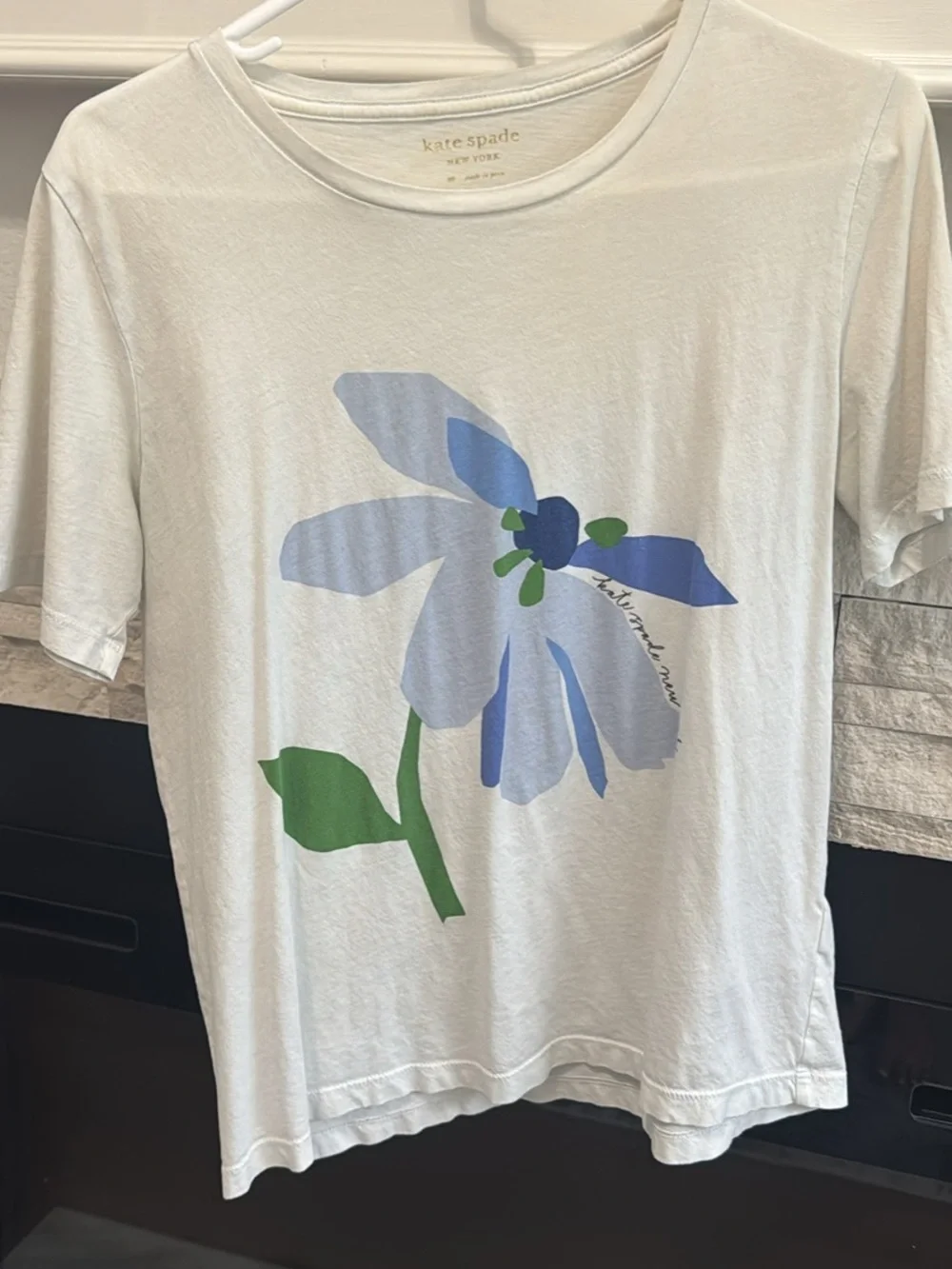 kate spade white crew neck logo tee with gold print